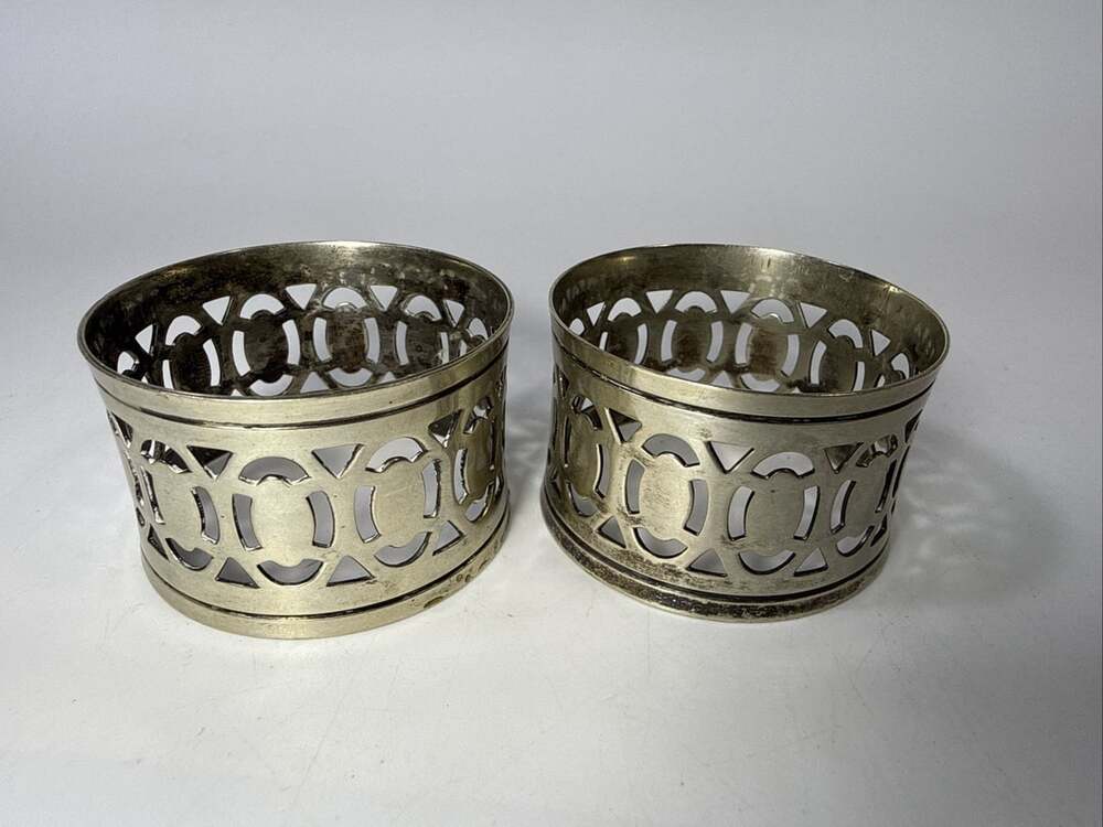 Vintage Pair Of Silver Plate Reticulated Napkin Rings L2 - Picture 2 of 5